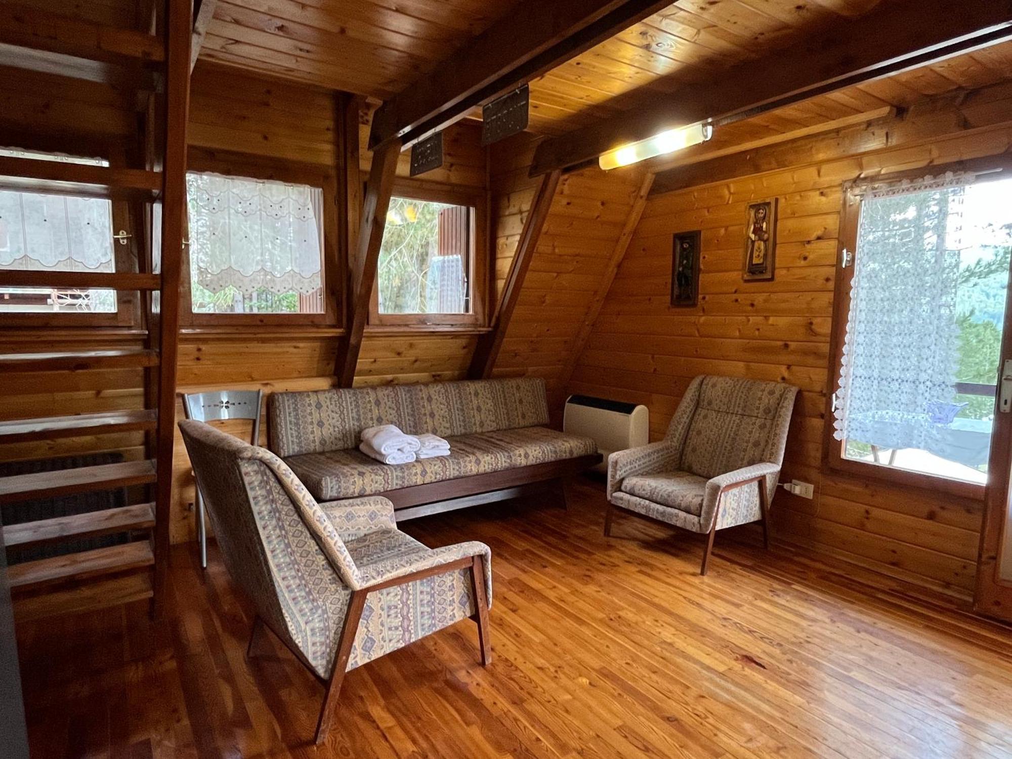 Chalet Natura La Taverna Dei 3 Porcellini Cavaliere  Kültér fotó