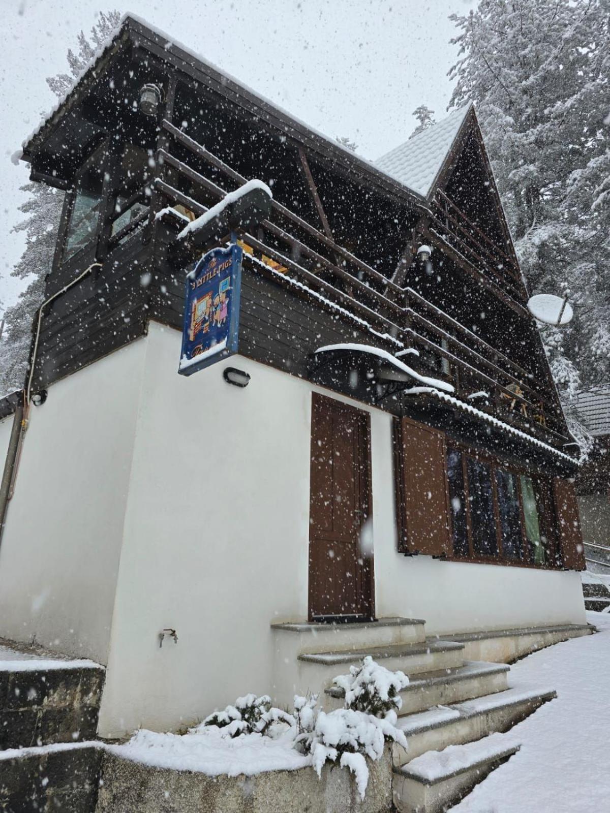 Chalet Natura La Taverna Dei 3 Porcellini Cavaliere  Kültér fotó